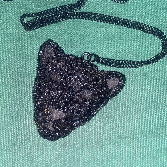 Black panther necklace - Picture 2 of 6
